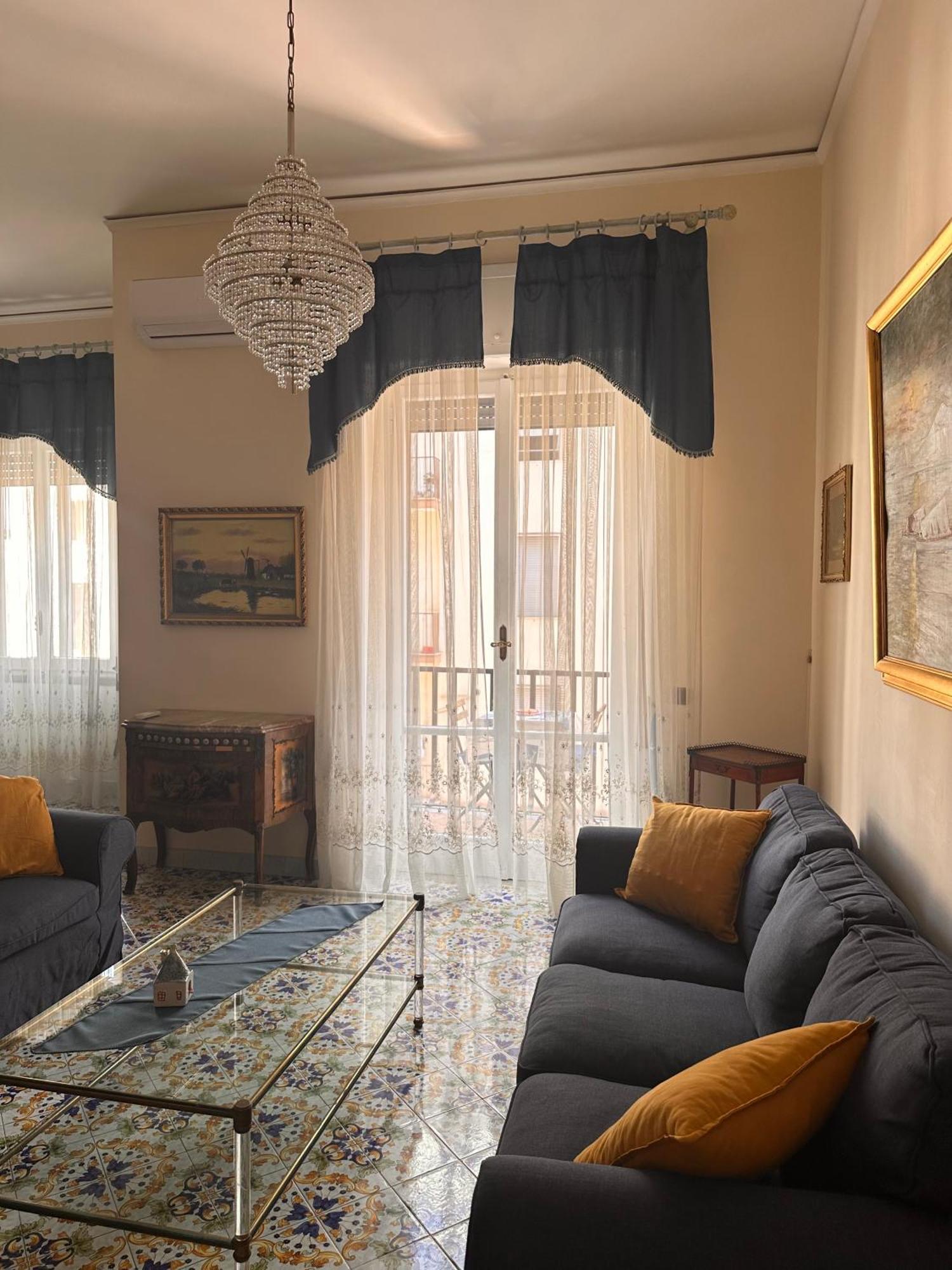 Maman Suite, Center Near Molo Beverello Casa de Férias