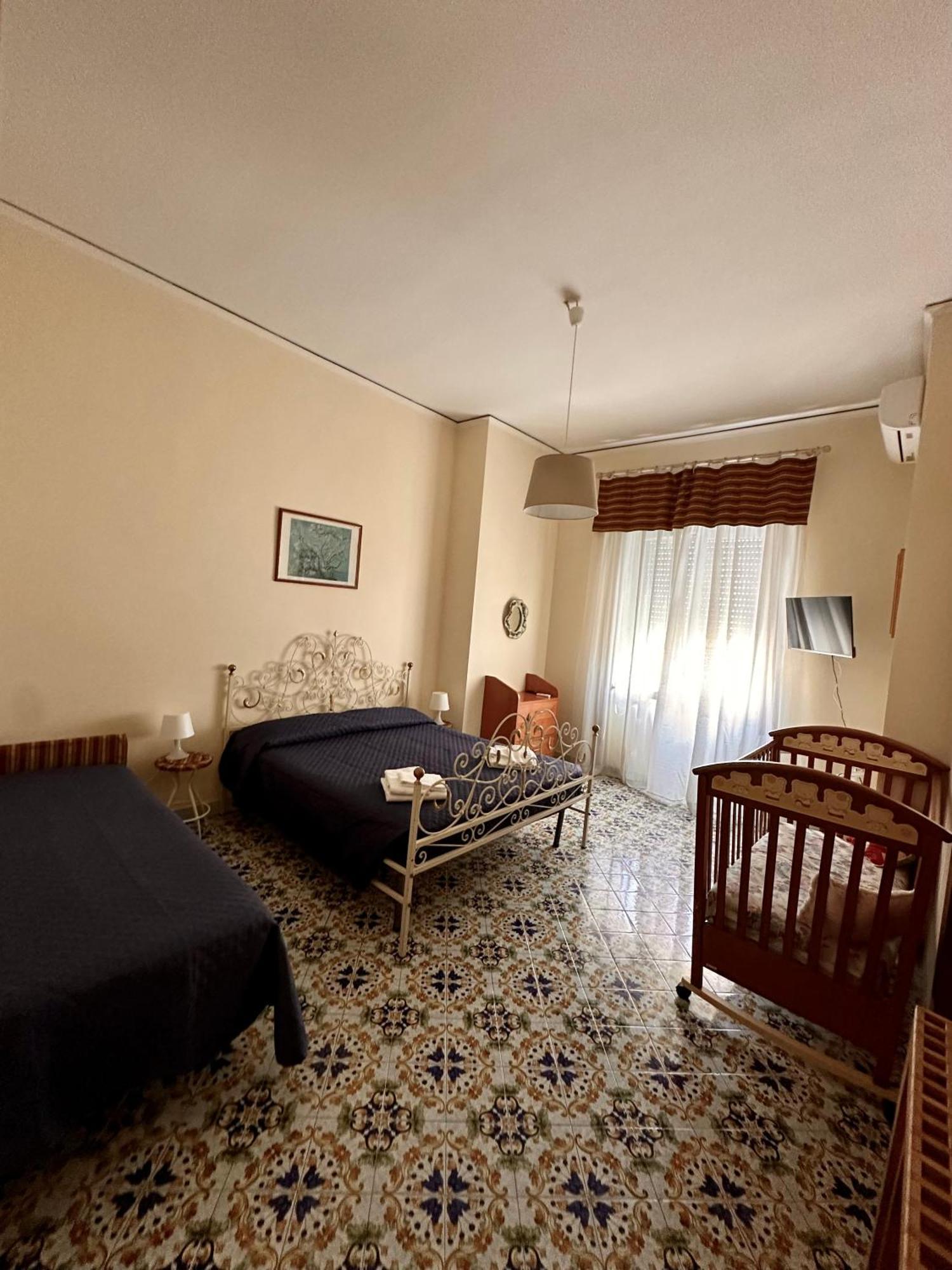 Maman Suite, Center Near Molo Beverello Casa de Férias *